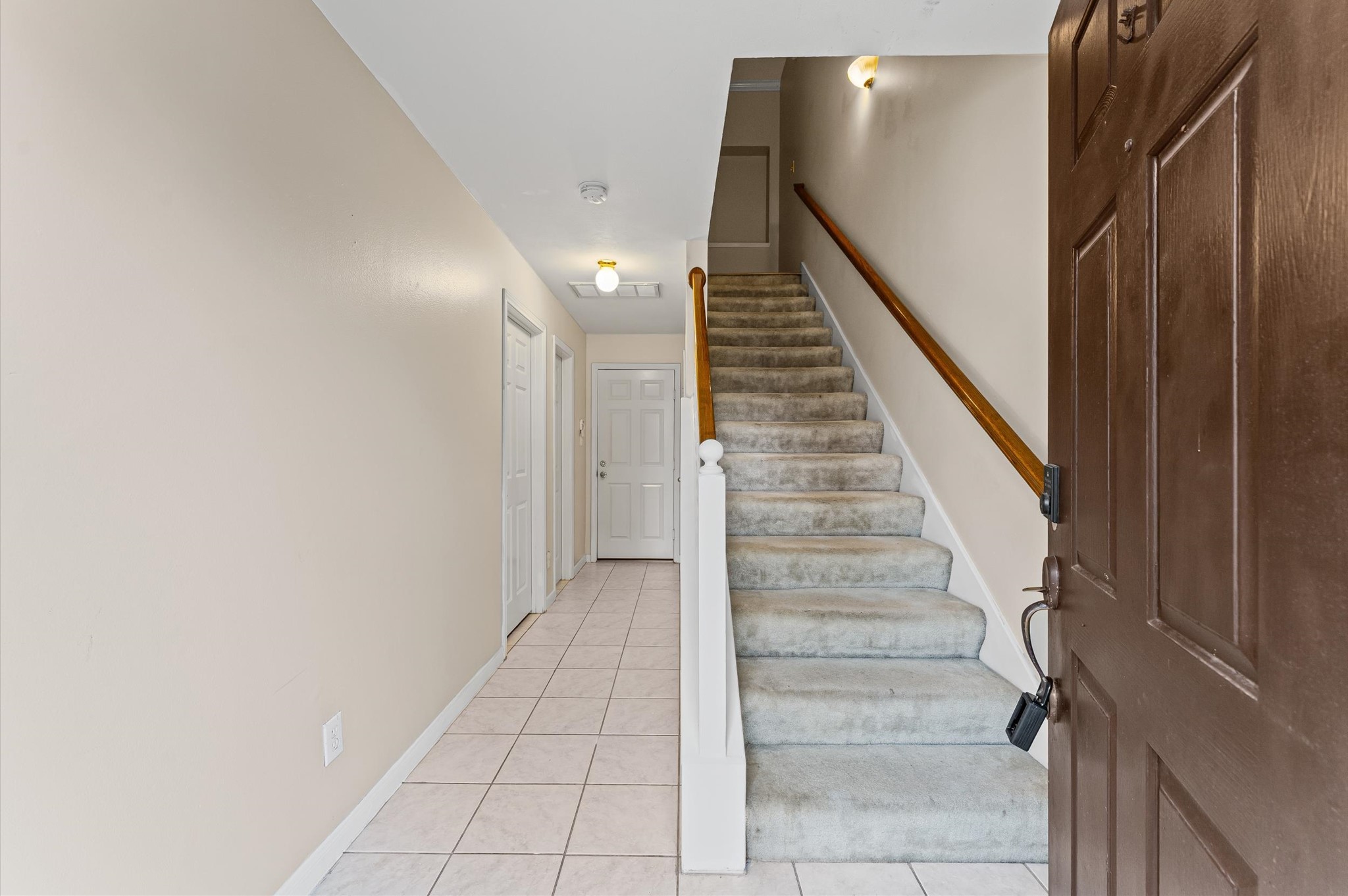 2905 Crawford Street Houston, TX 77004 - Photo 3 of 28 a view of entryway and gallery with wooden floor