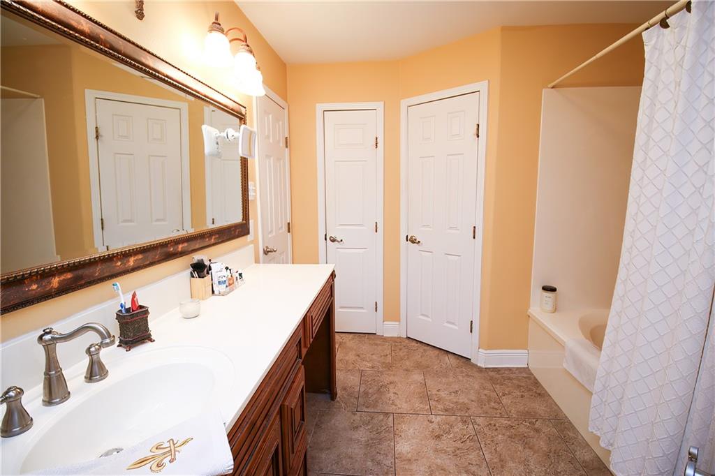 4504 Stella Drive Meraux, LA 70075 - Photo 19 of 38