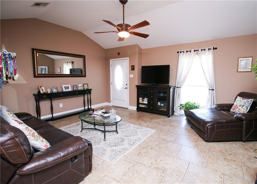 4504 Stella Drive Meraux, LA 70075 - Photo 7 of 38