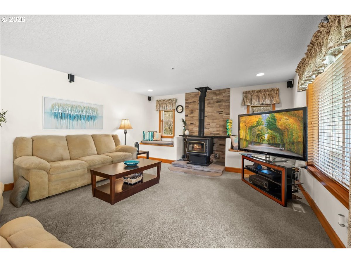 53420 Northwest Strassel Road Forest Grove, OR 97116 - Photo 18 of 44