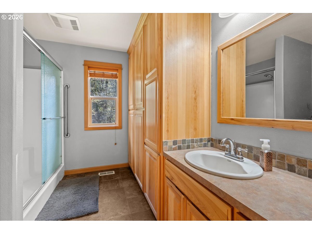 53420 Northwest Strassel Road Forest Grove, OR 97116 - Photo 21 of 44