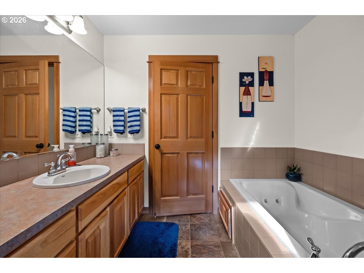 53420 Northwest Strassel Road Forest Grove, OR 97116 - Photo 31 of 44