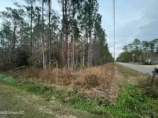 $15,000 | 45-47 Kingswood Street, Bay St. Louis, MS 39520