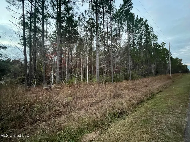 $15,000 | 45-47 Kingswood Street, Bay St. Louis, MS 39520