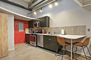 940 Pitner Avenue, Unit 3 Evanston, IL 60202 - Photo 7 of 18