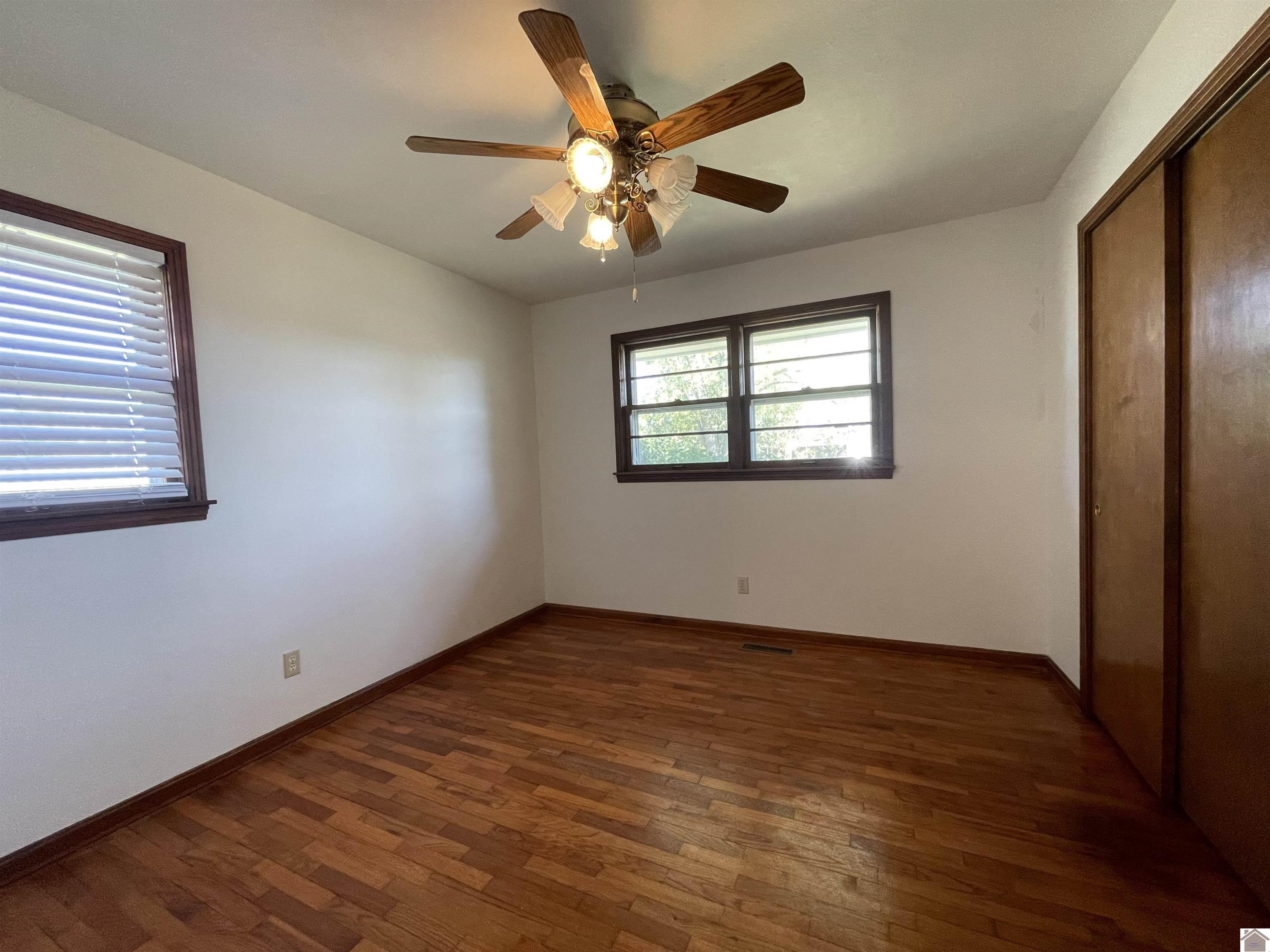 3195 Old Salem Road Murray, KY 42071 - Photo 8 of 17 Photo 8