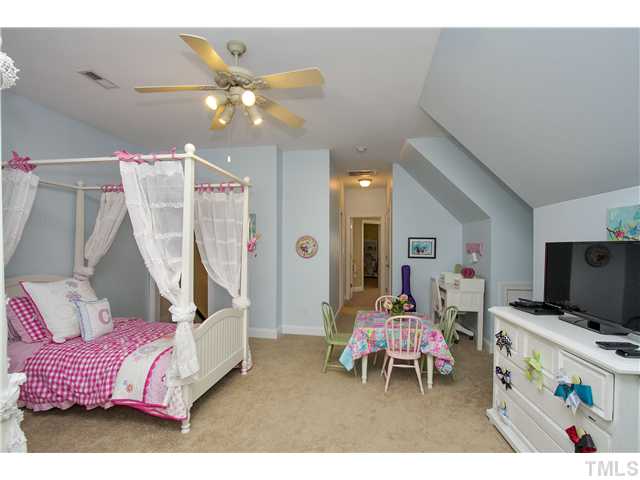 509 Commons Walk Circle Cary, NC 27519 - Photo 23 of 25