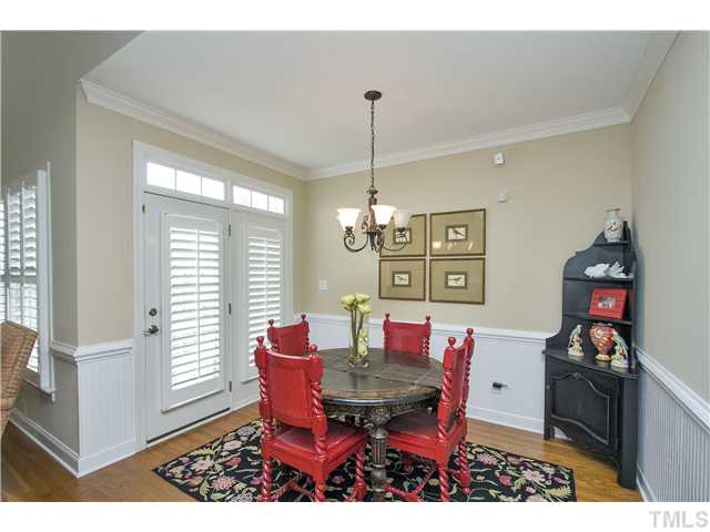 509 Commons Walk Circle Cary, NC 27519 - Photo 7 of 25