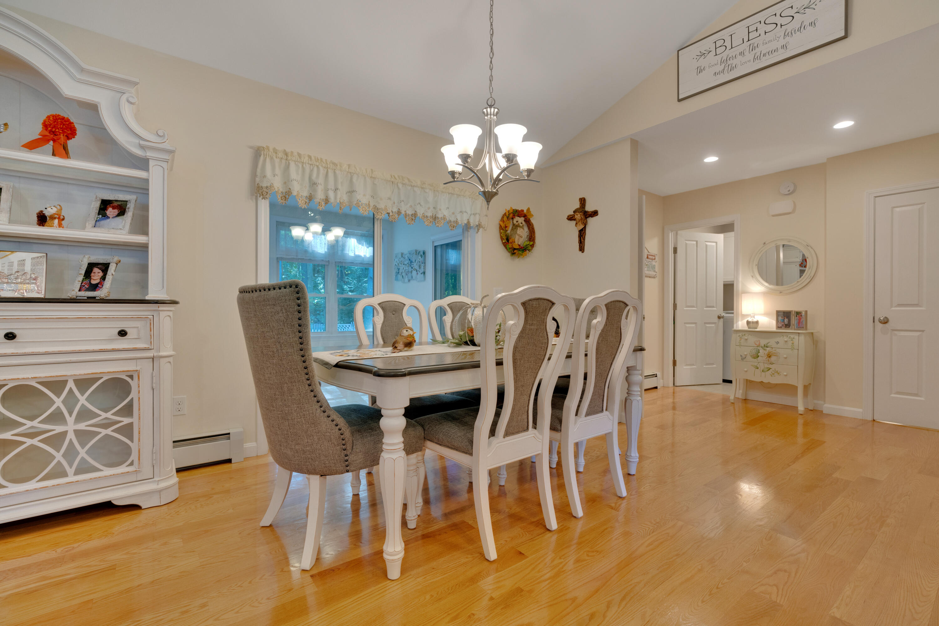 4 Neptune Road Old Orchard Beach, ME 04064 - Photo 8 of 49 _dsc2137