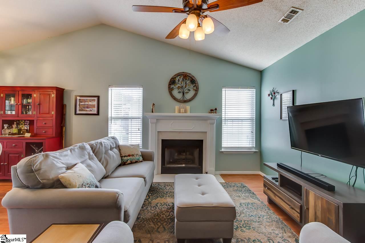 357 Riverside Chase Circle Greer, SC 29650 - Photo 3 of 31