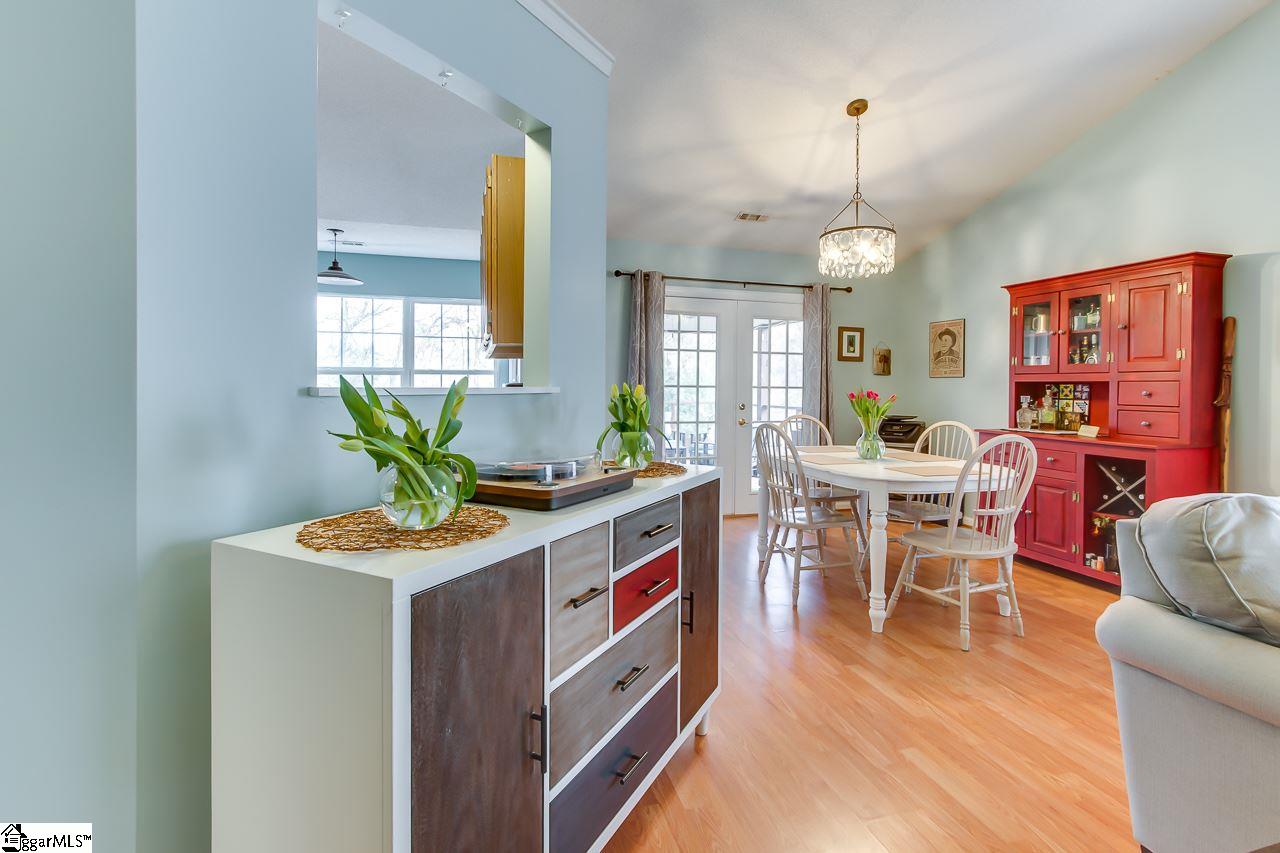 357 Riverside Chase Circle Greer, SC 29650 - Photo 8 of 31