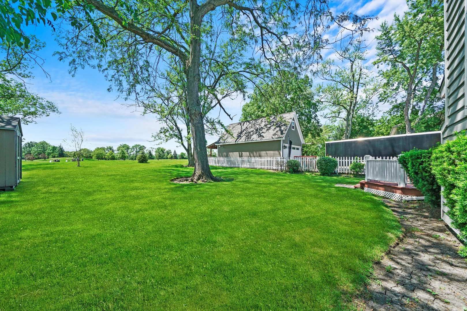 2525 Glenview Road Glenview, IL 60025 - Photo 26 of 50