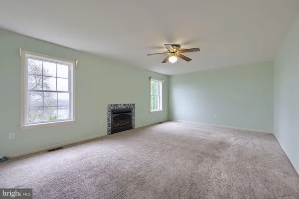 $449,900 | 435 North Burberry Lane, Mount Wolf, PA 17347