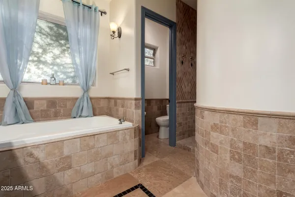$1,099,000 | 1602 East Lobo Street, San Tan Valley, AZ 85140
