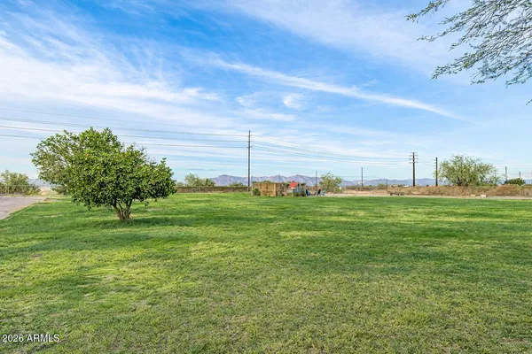 $1,099,000 | 1602 East Lobo Street, San Tan Valley, AZ 85140