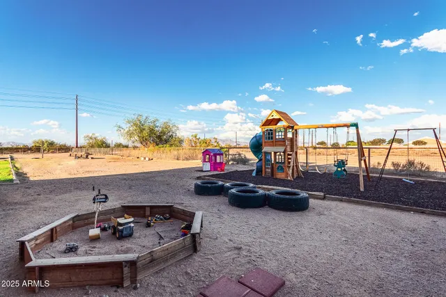 $1,150,000 | 1602 East Lobo Street, San Tan Valley, AZ 85140