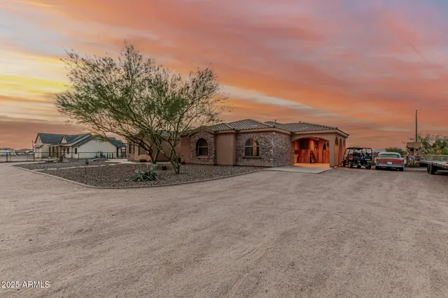 $1,150,000 | 1602 East Lobo Street, San Tan Valley, AZ 85140