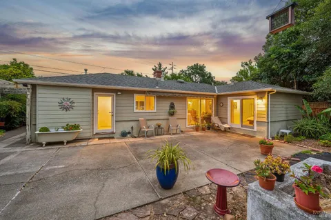 $799,000 | 807 Reichert Avenue, Novato, CA 94945