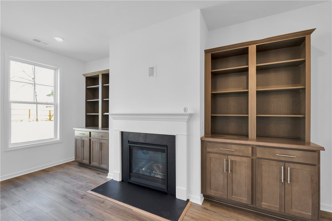 244 Brown Circle Easley, SC 29642 - Photo 8 of 27