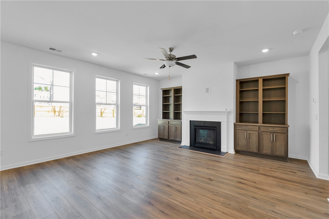 244 Brown Circle Easley, SC 29642 - Photo 9 of 27