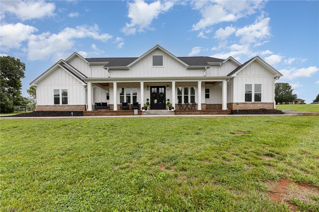 138 Arthur Needham Road Pilot Mountain, NC 27041 - Photo 1 of 47