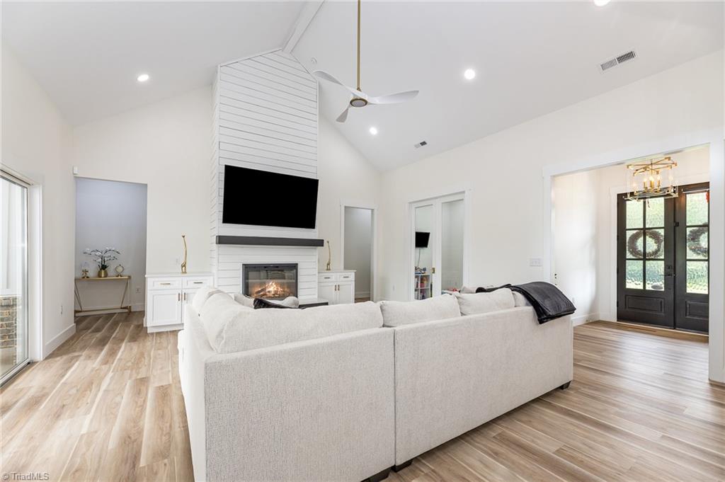 138 Arthur Needham Road Pilot Mountain, NC 27041 - Photo 7 of 47