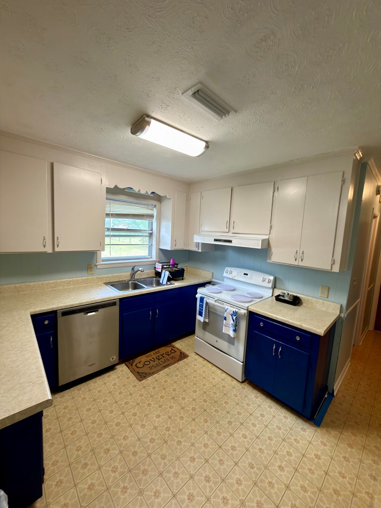1001 Dutch Street Dothan, AL 36301 - Photo 9 of 17