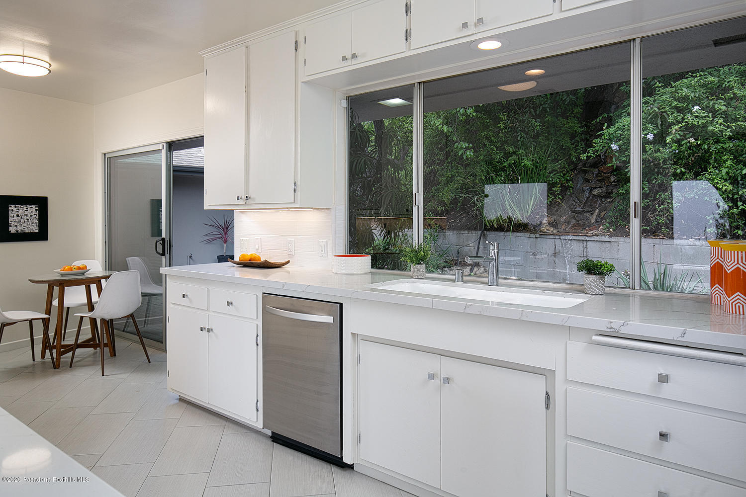 1771 Devon Road Pasadena, CA 91103 - Photo 13 of 33 1771 Devon Rd 016-mls