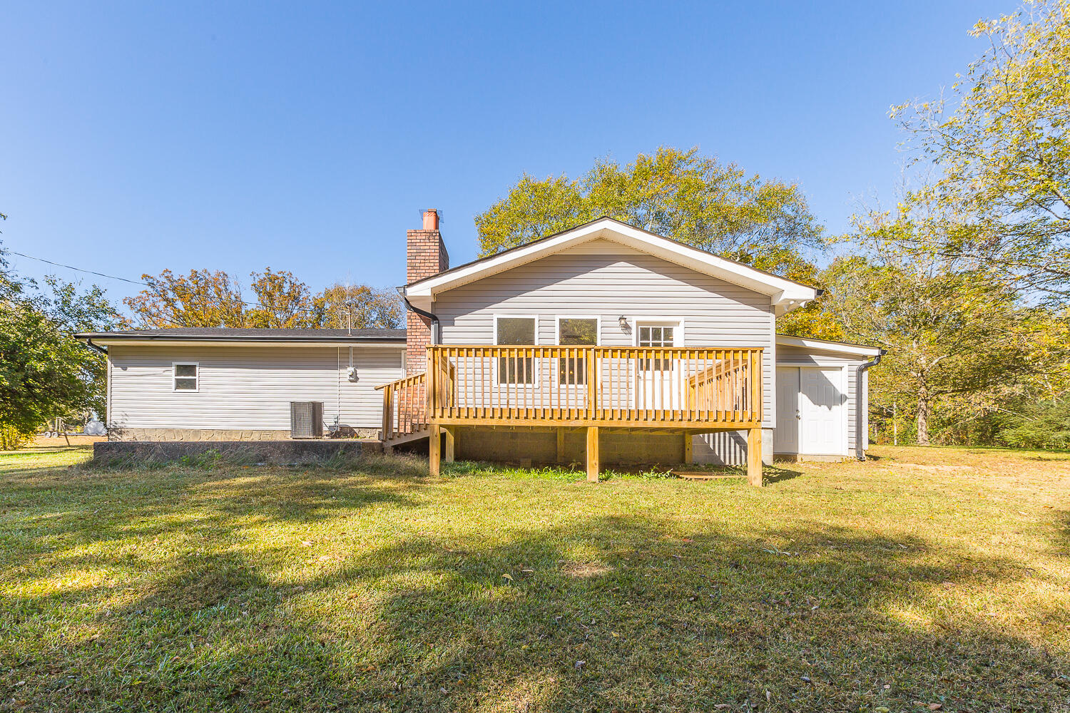 3891 Brown Bridge Road Dalton, GA 30721 - Photo 41 of 81 3891 Brown Bridge HD (18 of 63)
