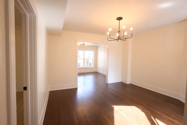 $2,200 | 4436 North Bernard Street, Unit 2, Chicago, IL 60625