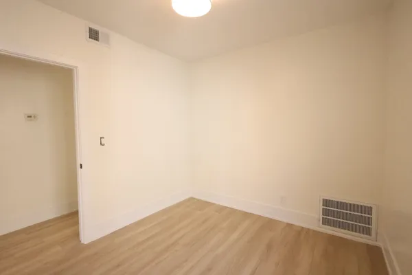 $2,200 | 4436 North Bernard Street, Unit 2, Chicago, IL 60625