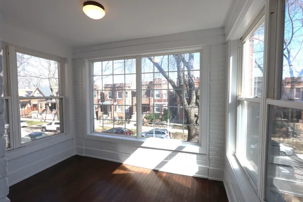 $2,200 | 4436 North Bernard Street, Unit 2, Chicago, IL 60625