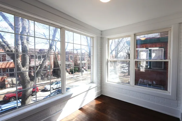 $2,200 | 4436 North Bernard Street, Unit 2, Chicago, IL 60625