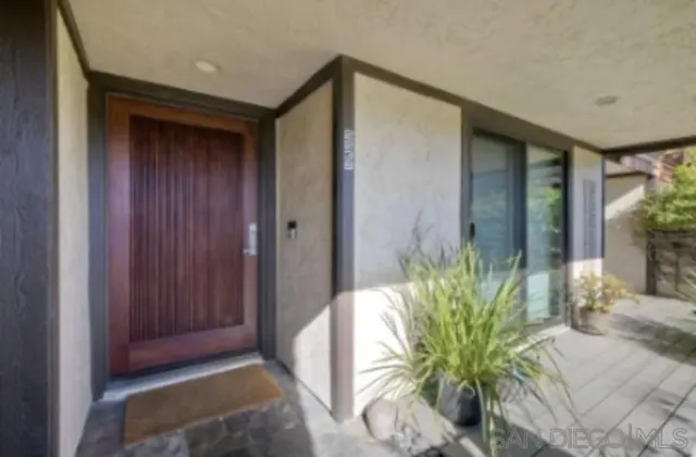 $6,495 | 2239 Del Mar Scenic Parkway, Del Mar, CA 92014