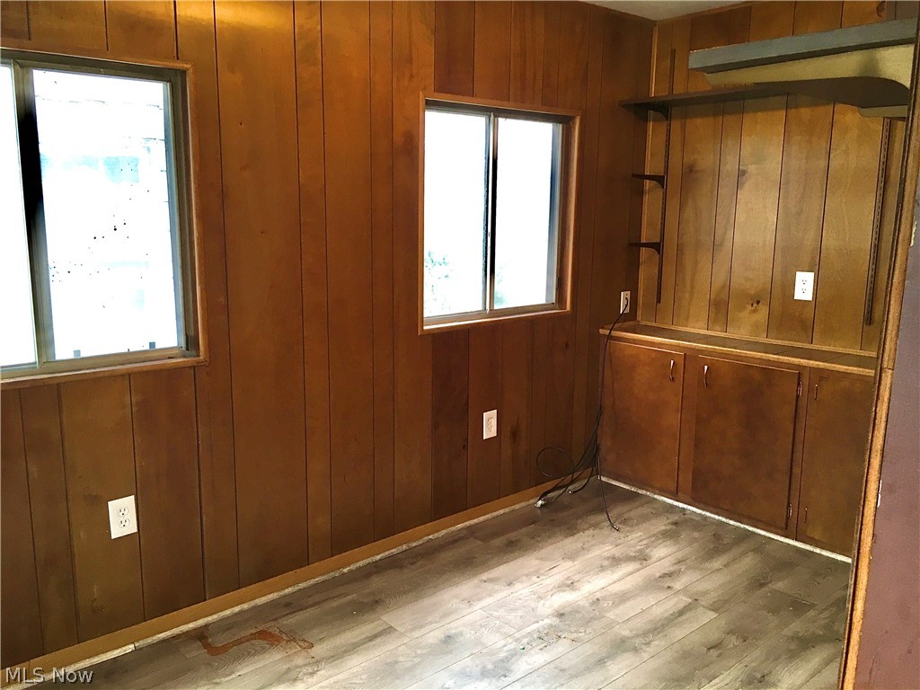 4015 Navahoe Road Cleveland Heights, OH 44121 - Photo 8 of 32 Gallery Image 8