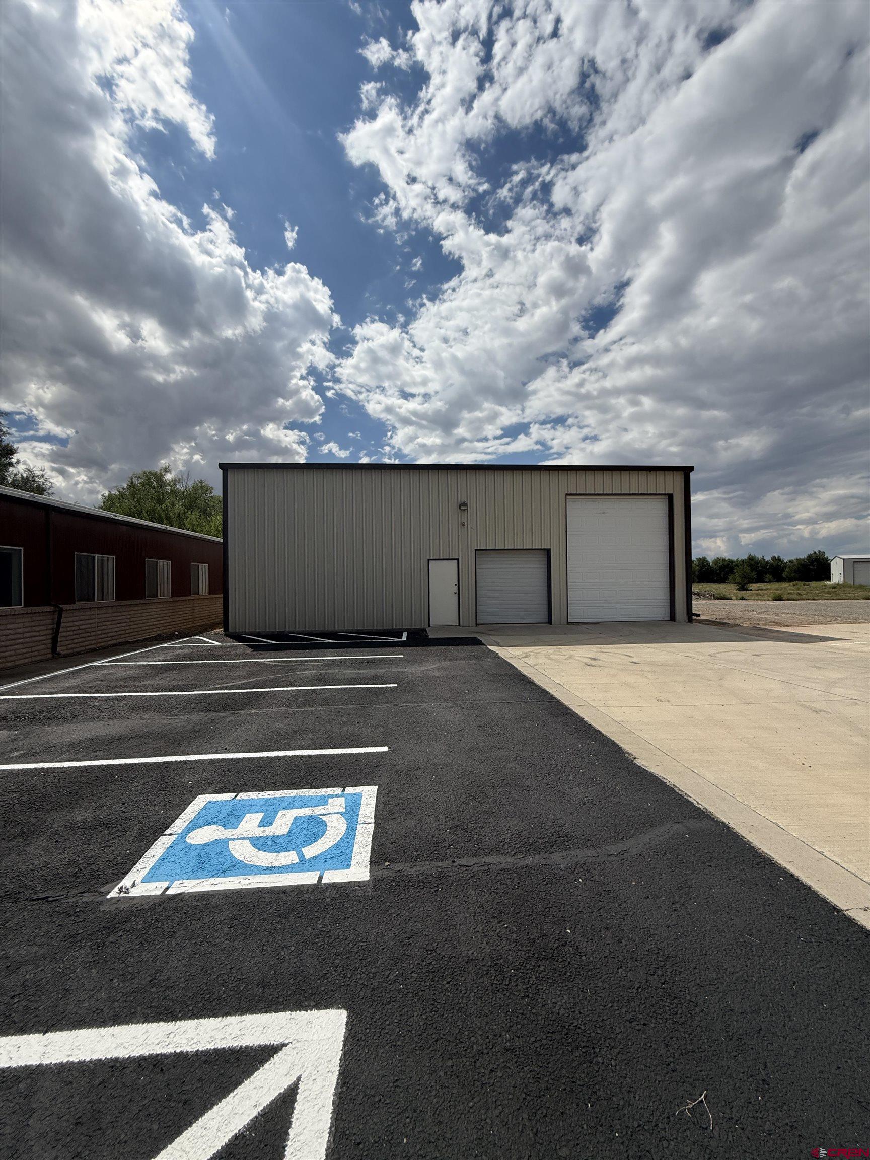 675 Industrial Boulevard, Unit 102 AND WAREHOUSE Delta, CO 81416 - Photo 10 of 24 a view of a terrace