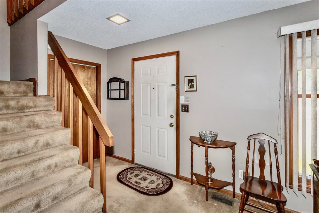 419 Southwick Road, Unit Q71 Westfield, MA 01085 - Photo 15 of 42