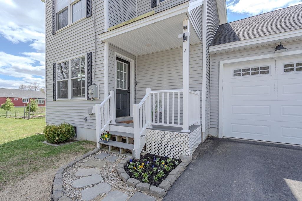 435 Second Crown Point Road Strafford, NH 03884 - Photo 5 of 56