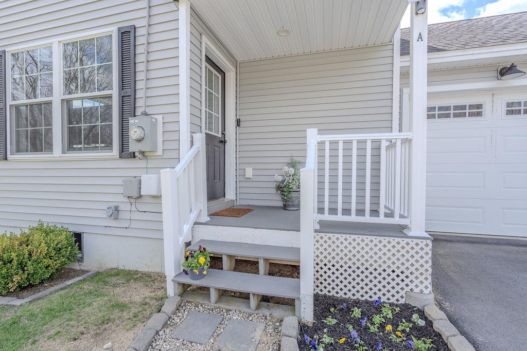 435 Second Crown Point Road Strafford, NH 03884 - Photo 6 of 56