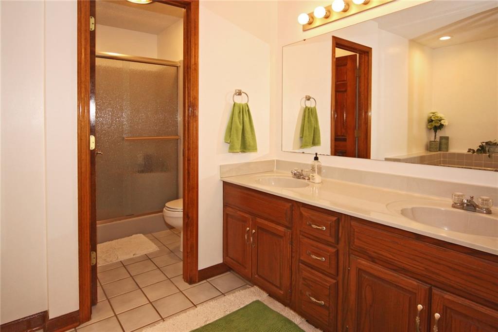 4956 Beechwood Road Avon, IN 46123 - Photo 16 of 24 Gallery Image 16