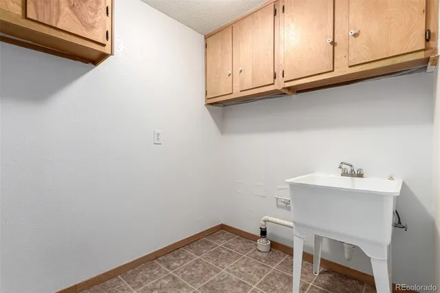 $475,000 | 244 Zang Street, Lakewood, CO 80228