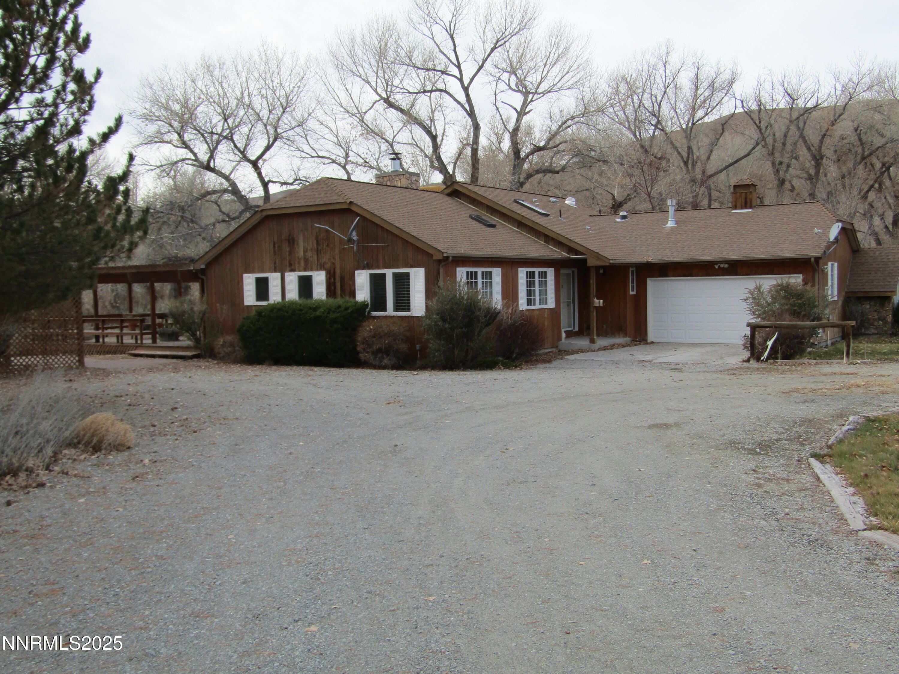 158 East Walker Road Yerington, NV 89447 - Photo 1 of 44 IMG_6162
