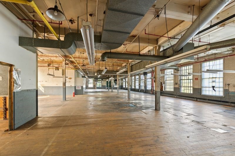 35 Lower Grape Street Chicopee, MA 01013 - Photo 21 of 31