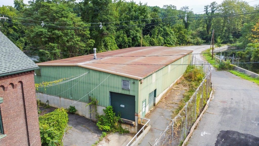 35 Lower Grape Street Chicopee, MA 01013 - Photo 28 of 31