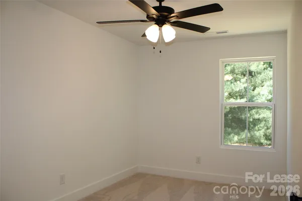 $2,000 | 562 West Park Avenue, Unit B, Mooresville, NC 28115