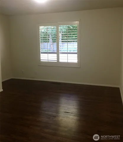 $5,700 | 5305 90th Avenue Southeast, Mercer Island, WA 98040