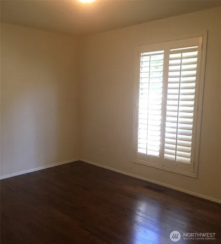 $5,700 | 5305 90th Avenue Southeast, Mercer Island, WA 98040