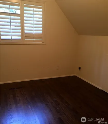 $5,700 | 5305 90th Avenue Southeast, Mercer Island, WA 98040