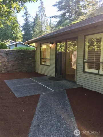 $5,700 | 5305 90th Avenue Southeast, Mercer Island, WA 98040