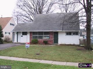 53 Mayflower Road Levittown, PA 19056 - Photo 1 of 1 Gallery Image 1